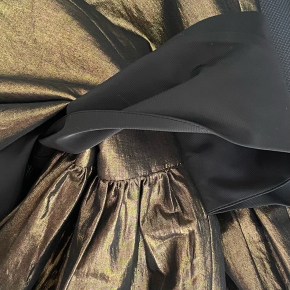 DKNY Gold Metallic Dress - Size 0 - Picture 9 of 9